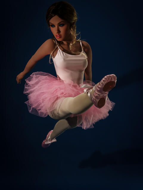 The_Ballerina_09